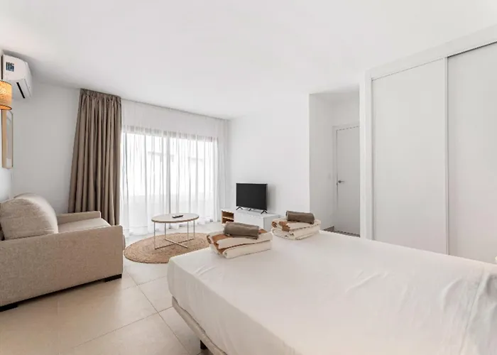 Altos Tabaiba 7a By Escape 别墅 *