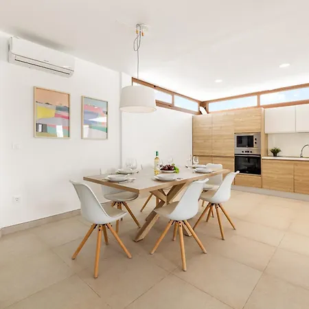 فيلة Altos Tabaiba 7a By Escape